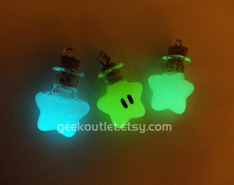 Glow-in-the-dark Super Mario Invincibility Star Necklace