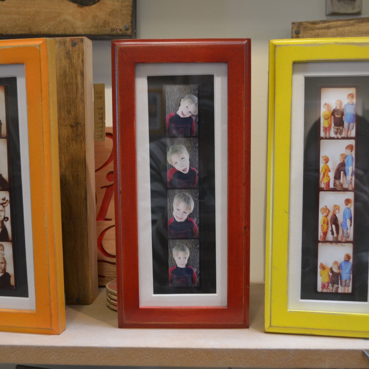 4x10 Picture Frame for Photo Booth Strip in 1x1 Outside Cove