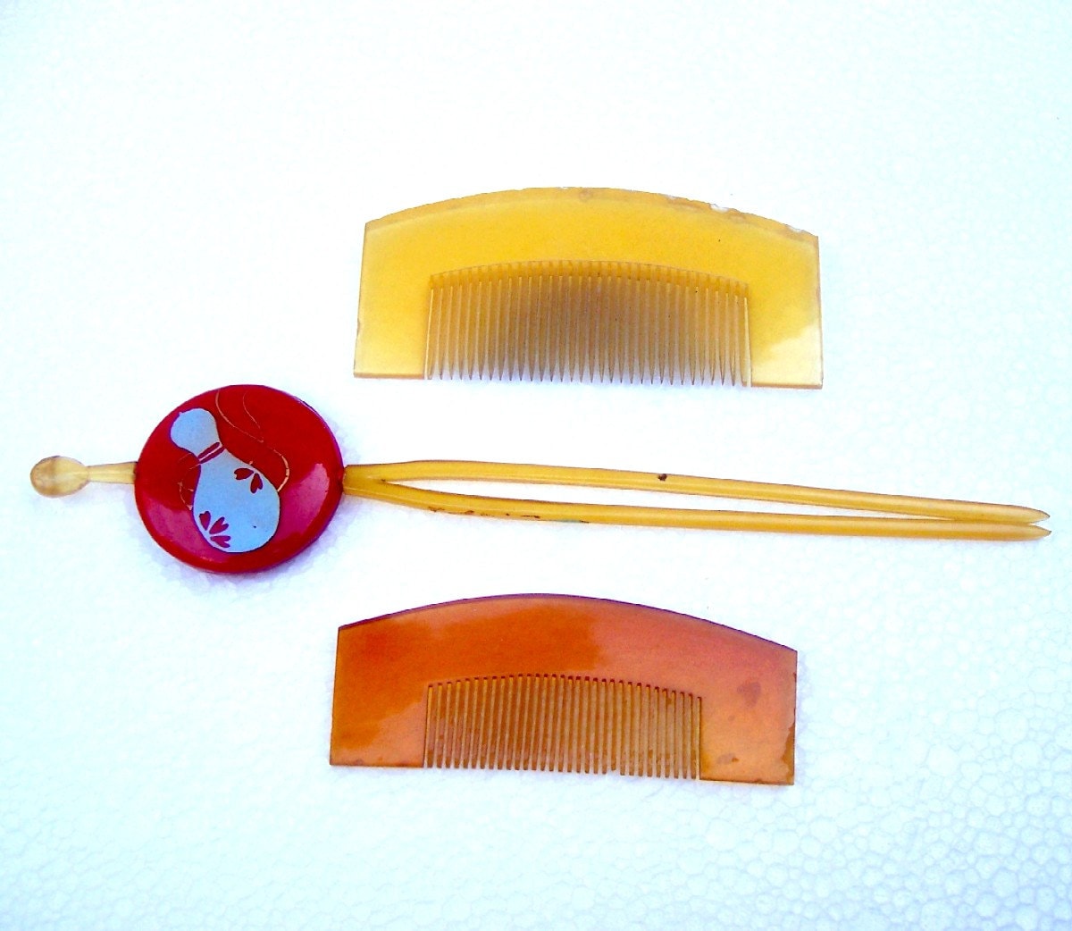 Vintage hair combs 3 Japanese geisha kanzashi hair accessories