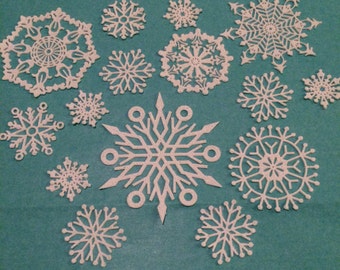 Edible Sugar Lace Snowflakes 15pieces Frozen Crystal Cake Lace