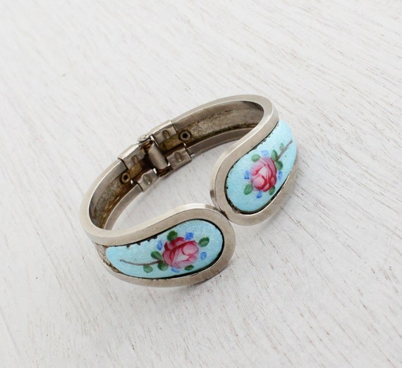 SALE Vintage Guilloche Enamel Flower Bracelet Silver Tone