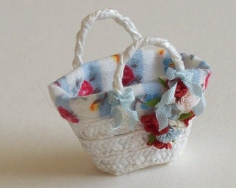 1/12th scale dollhouse handmade miniature bag