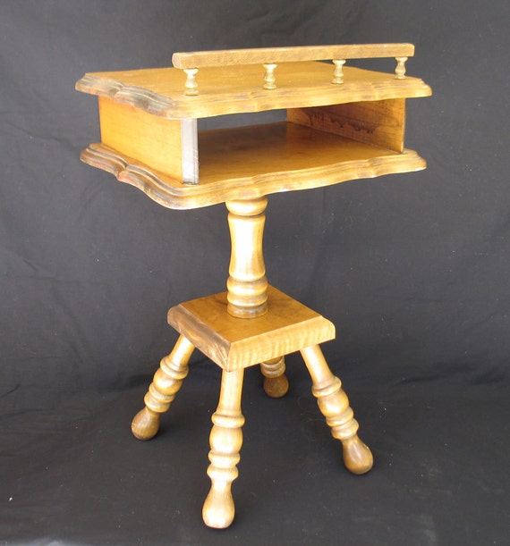 Vintage Phone Table Sheryn's Maple of California
