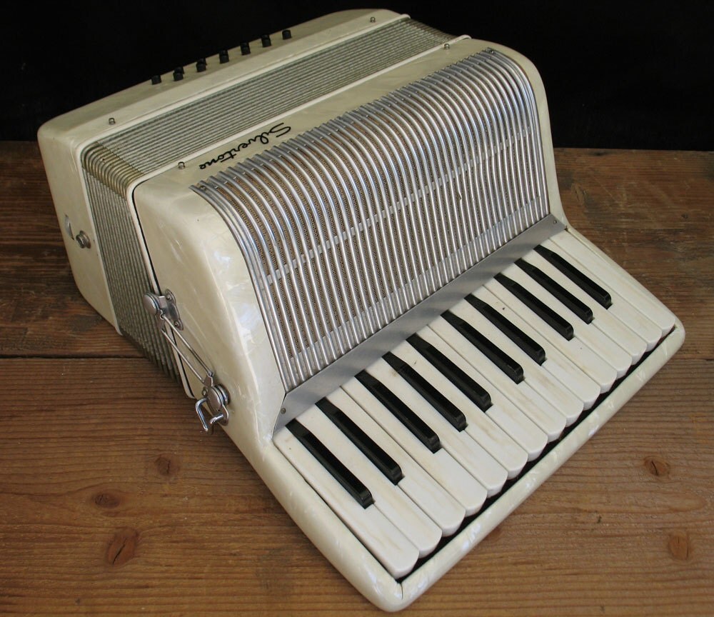 Chandeliers & Pendant Lights