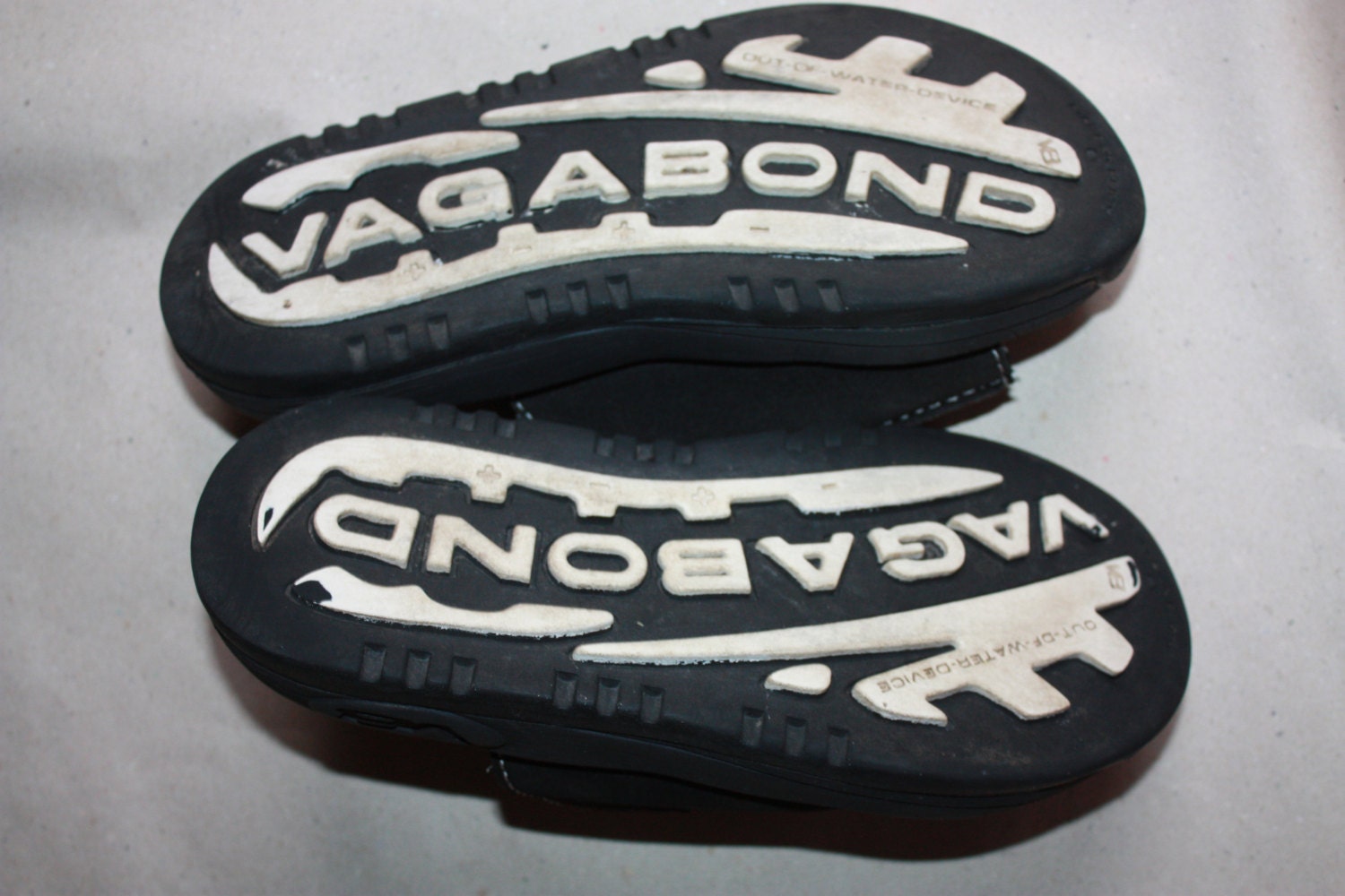 Vintage super rare Cool Design “VAGABOND” Shoes Size