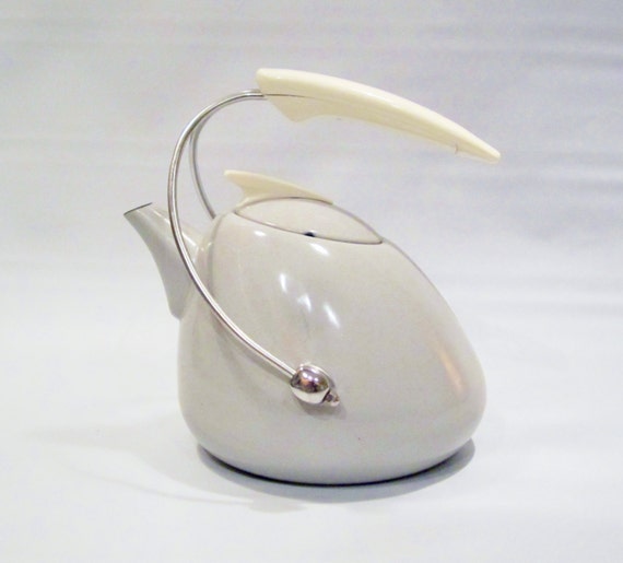 Vintage Stovetop Kettle Teapot 1970s ART DECO Modern