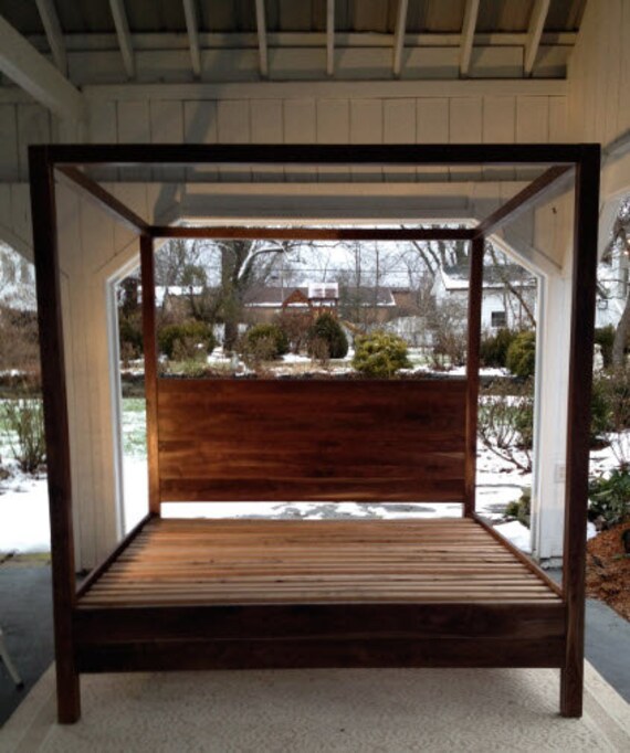 Canopy Hardwood Bed with Straight Posts and Large Top Rails, Queen ...