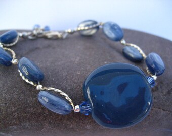 Popular items for bead bracelet blue on Etsy