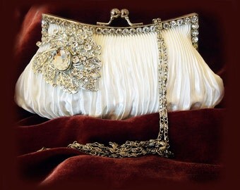 Bridal clutch, wedding clutch, Crystal clutch, vintage inspired evening bag, white clutch, bridal bag