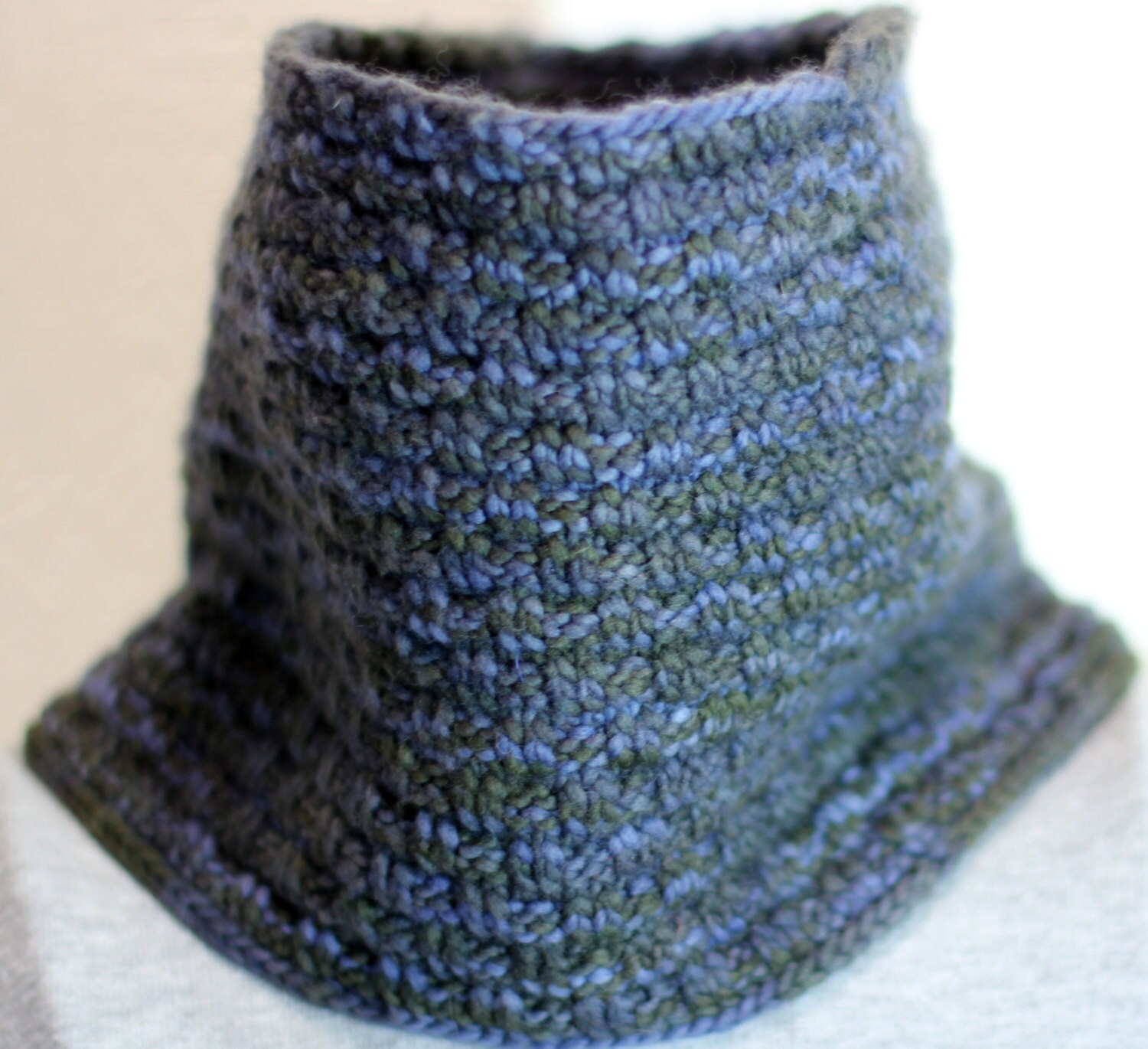 Original Knitting Pattern One Skein Cowl Swedish by MollyConroy