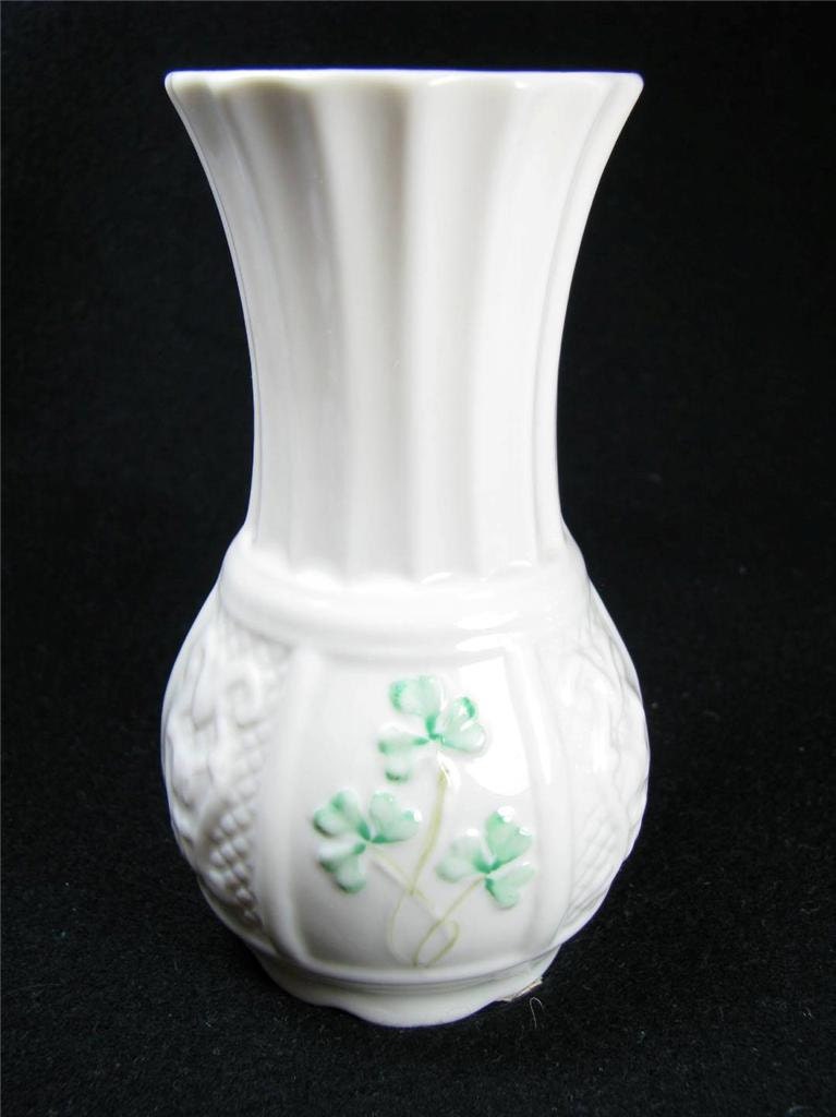 Vintage BELLEEK NADINE VASE made in Ireland 1989
