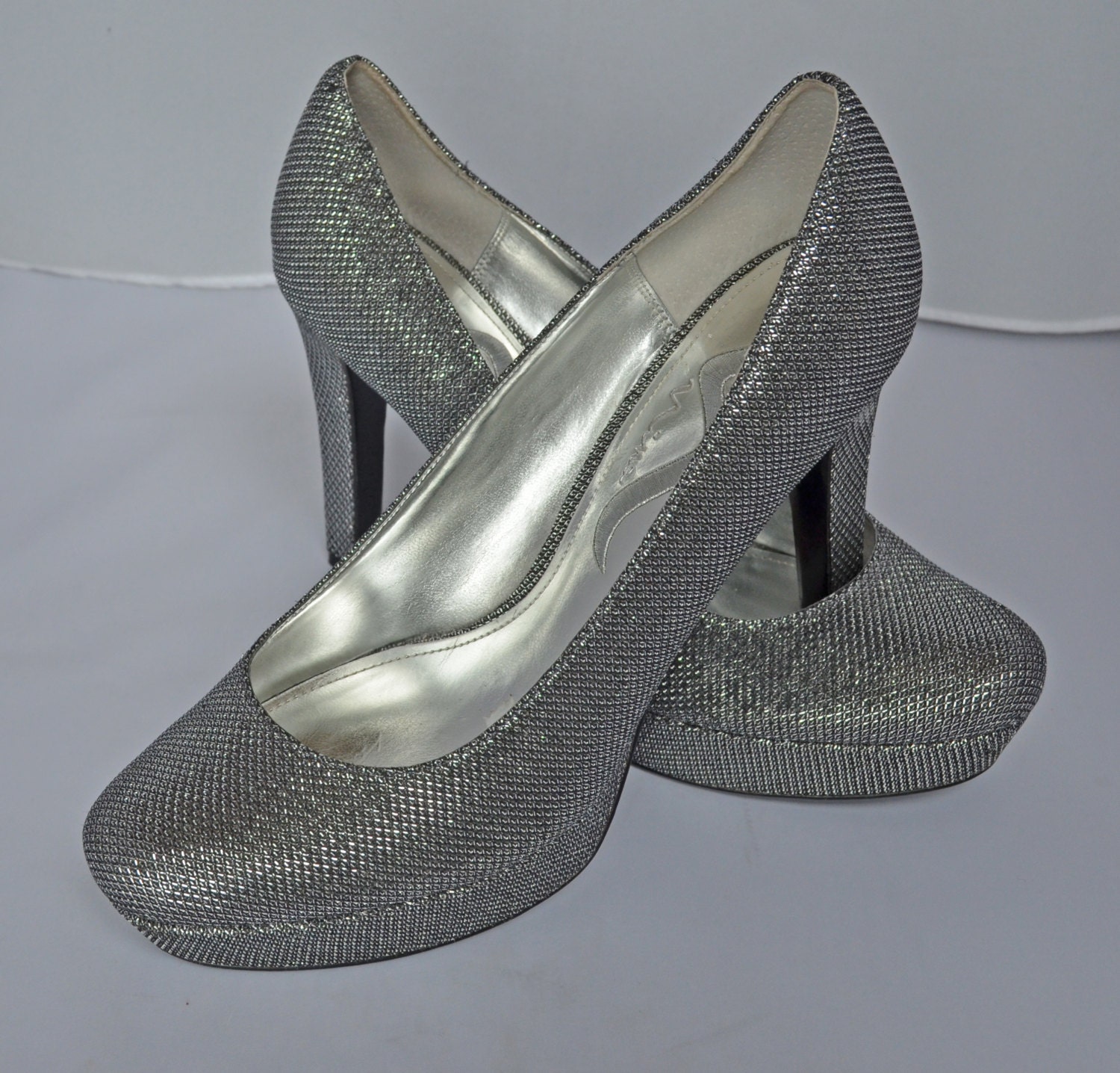 Vintage NINA Silver Glitter Pumps High Fashion Womens Shoes – Haute Juice