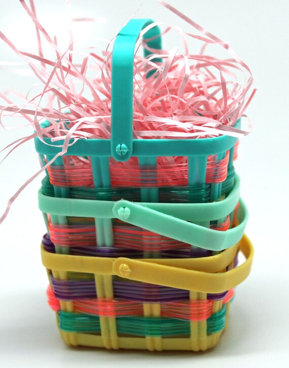 Vintage Pastel Miniature Plastic Easter Baskets Set of 3