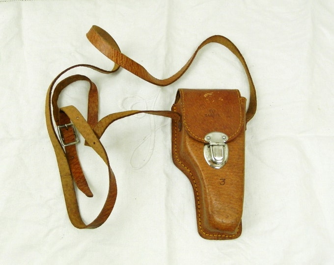 Vintage French Leather Gun Holster / Retro Vintage / Revolver / Bag / Gendarme / France / Tamaya / Collecting / Gift / Unusual /