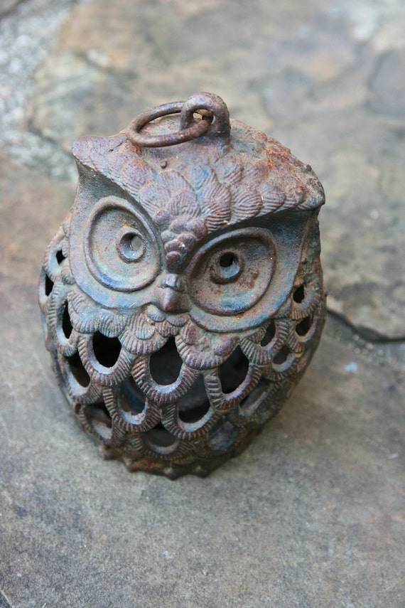 Vintage made in Japan cast iron owl candle holder