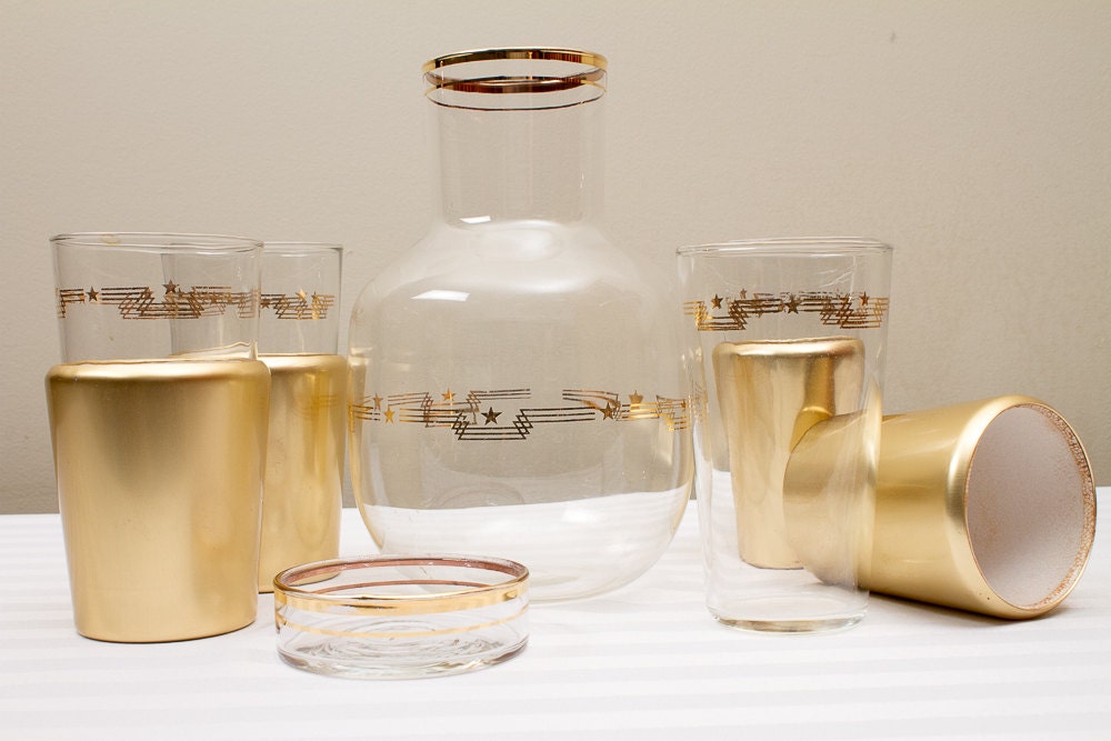 Libbey Lidded Carafe and anodized aluminium cased by Artmyth