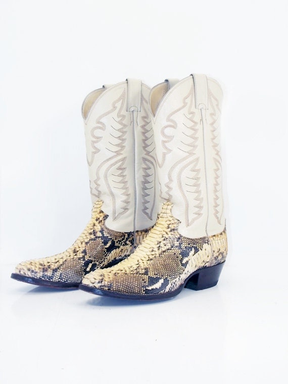 snakeskin boots size 8