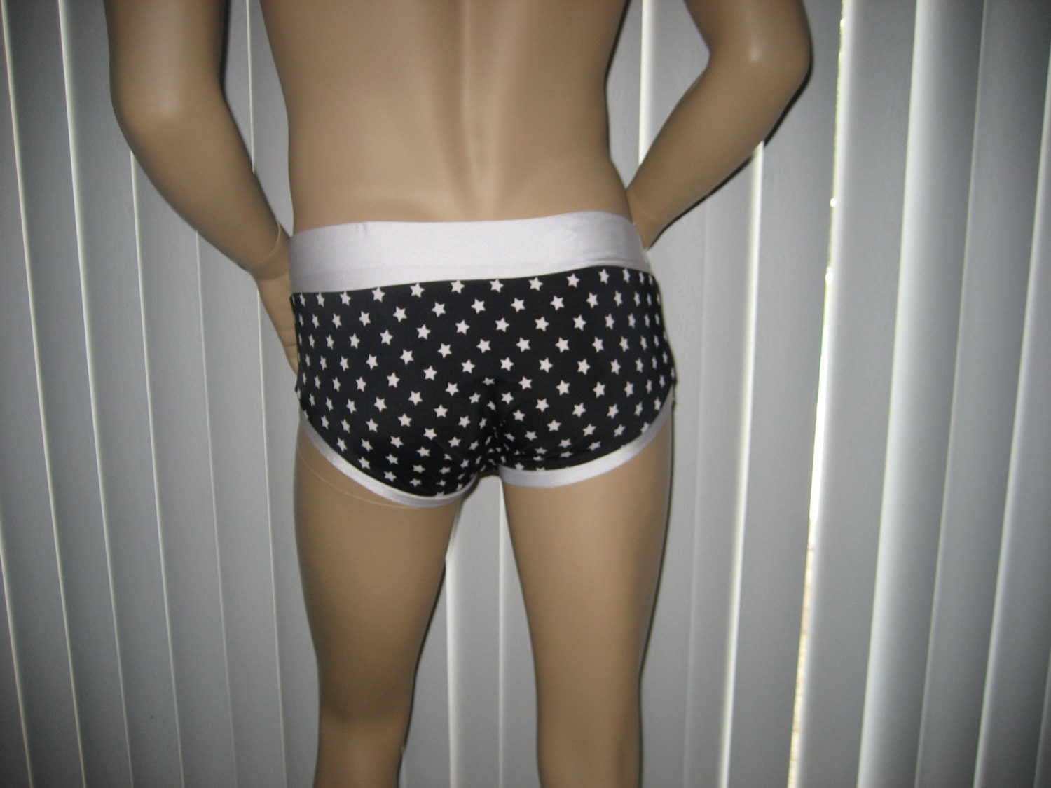 Pro wrestling trunks black with white stars and trim