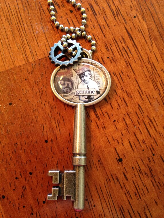 victorian key pendant necklace