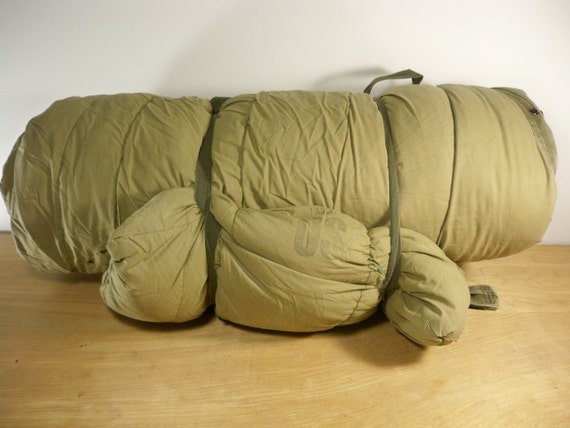 Vintage US Army Feather Fill Sleeping Bag M-1949 Mummy Field Camping Hunting Size Large Made in USA Vietnam Nam Era