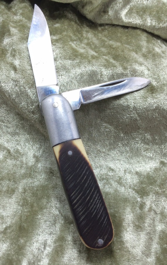 Vintage Pocket Knife Queen Steel 22 Two Blade Made in USA