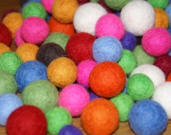 Felt Balls, Felt Beads, Pom Poms, Wool Beads , Color 12bright colors, Sizes 1.0 cm, 1.5 cm, 2.0 cm, 2.5 cm
