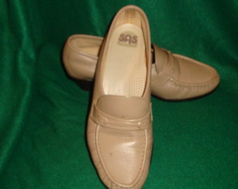 SAS Tripad Comfort Beige Leather Heel Loafer Shoes Size 7N