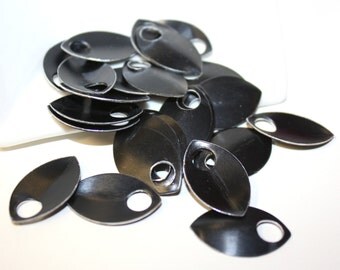 Small 16x24mm Anodized Aluminum Black HyperLynks Scales 25 Pieces
