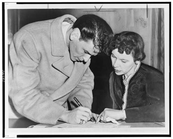 Frank Sinatra -signing military induction papers c.1943 -WWII -:Old Antique Vintage Photograph Photo Art Print -Reproduction