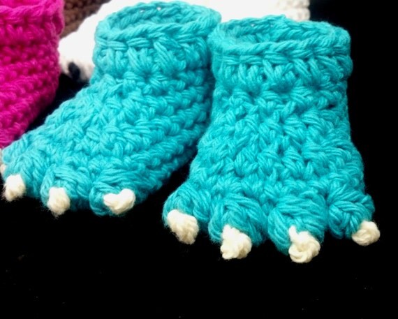 Crochet Pattern - Quick and Easy Cute Monster or Animal Foot Baby Booties fro...