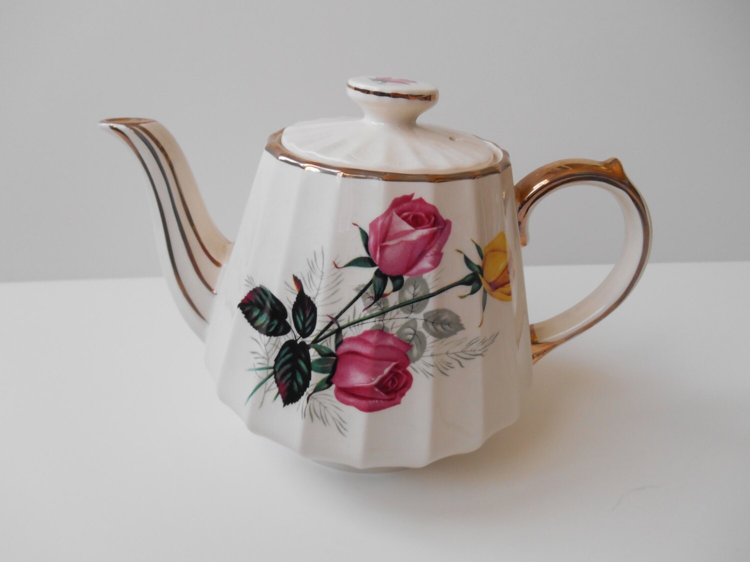Sadler Teapot with Pink and Yellow Roses with Gold Trim Made