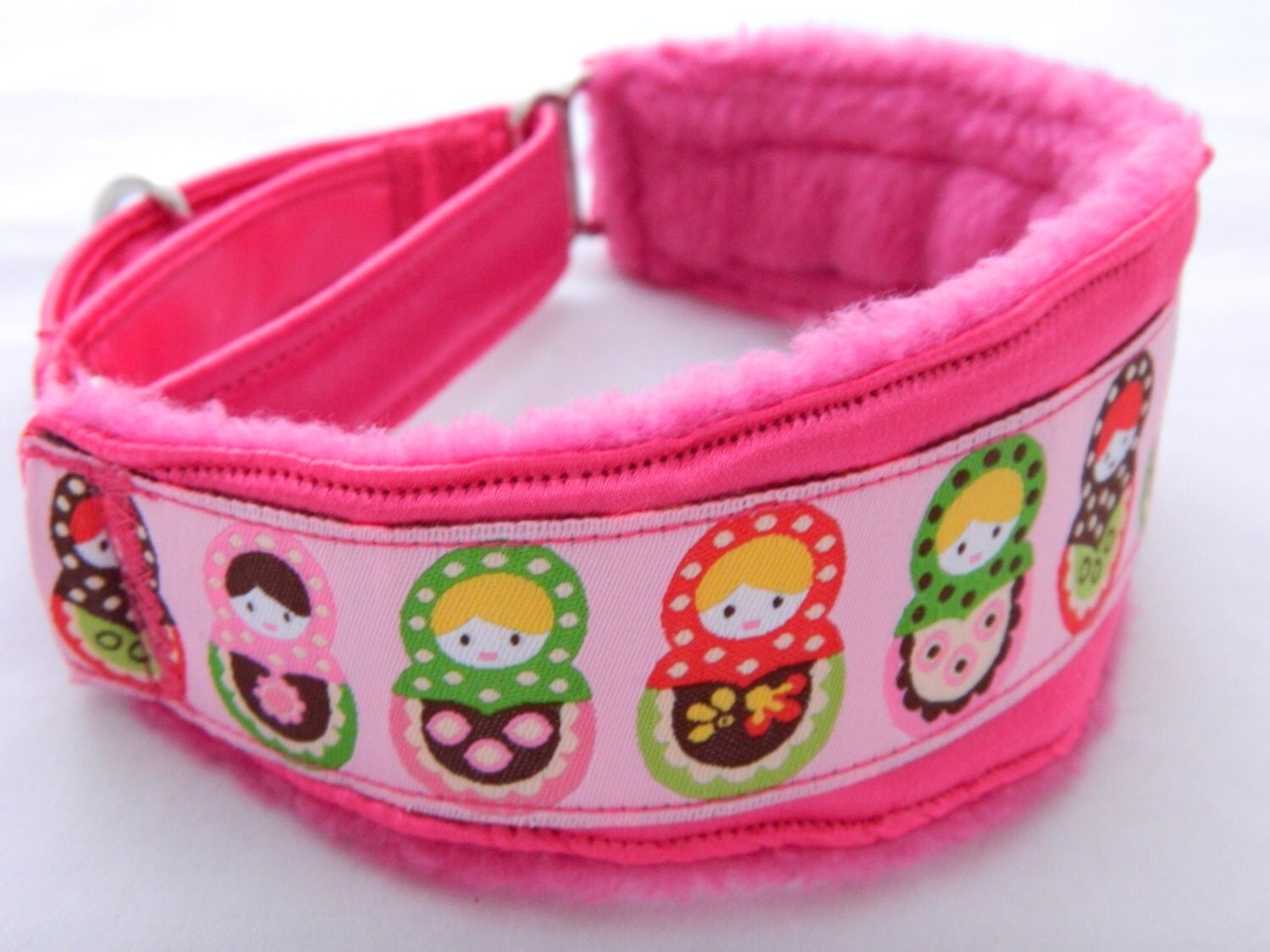 Martingale collar in a pattern in matryoshka dolls for IG