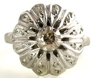 Estate Diamond Ring: White Gold Elegance