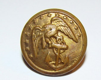 Vintage WW2 Eagle w/ Vertical Anchor Military Waterbuy Button