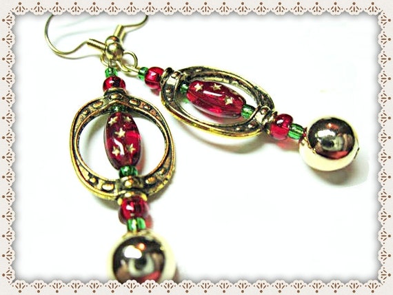 Red Dangle Earrings~Red Christmas Earrings~Women's Red Christmas Earrings~Christmas Wear~Women's Wear