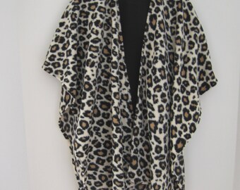 FLEECE PONCHO/CAPE - Leopard Fleece Cape, Animal Print Shawl, Cheetah ...