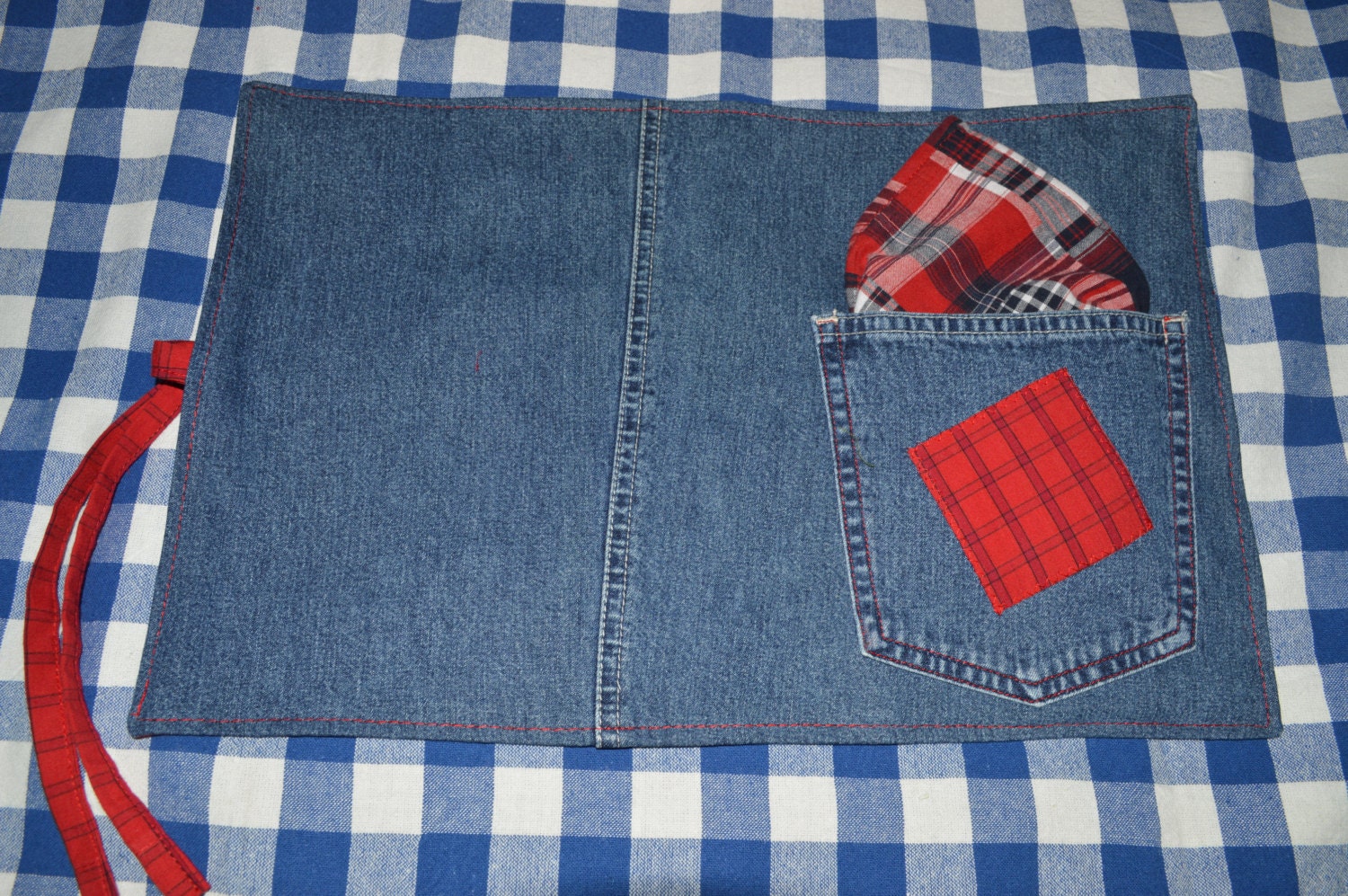 Denim Placemats with Plaid Cloth Napkins made with by Luvaproject