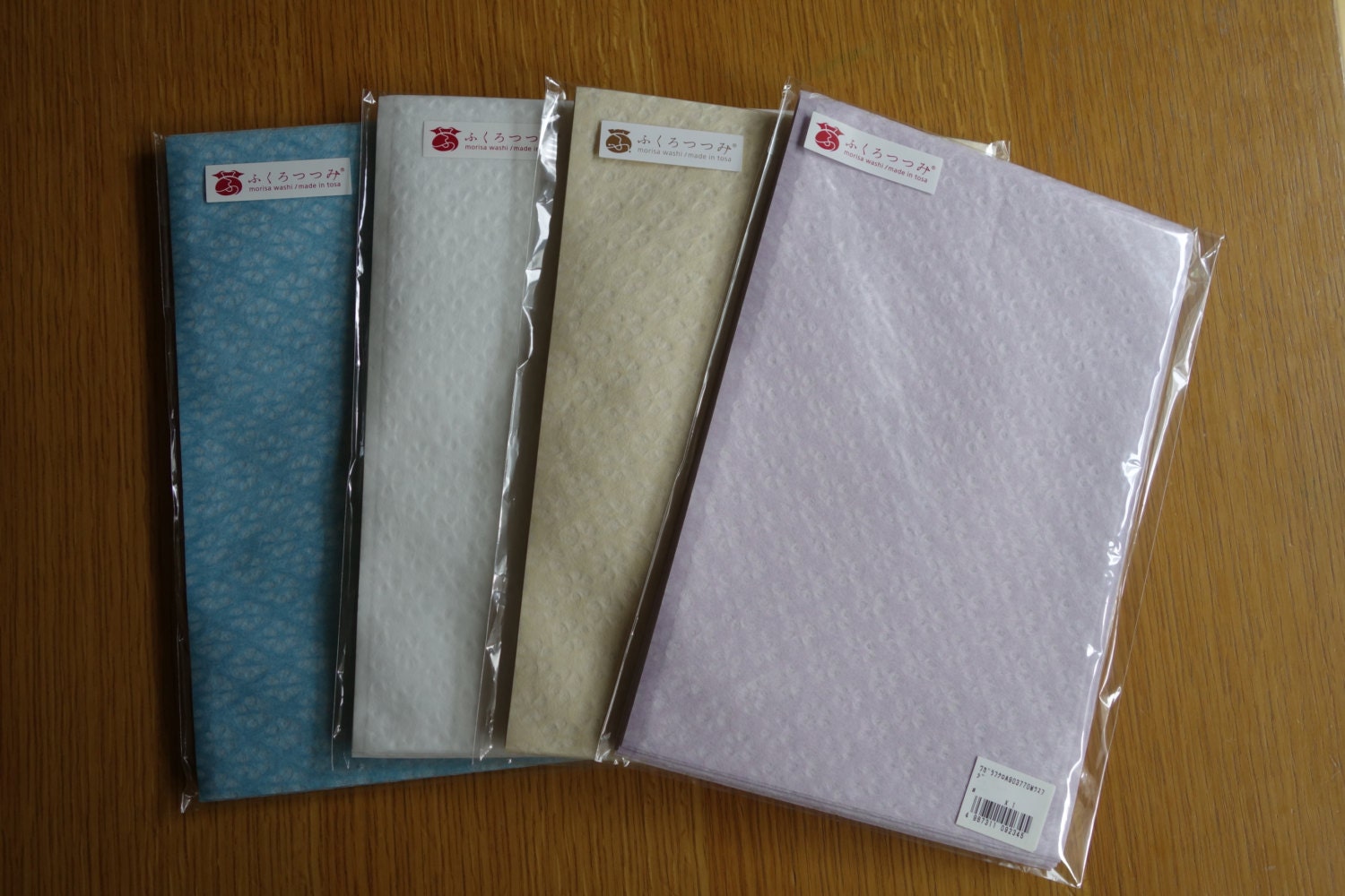 Set of 20 Japanese Rice Paper Bags with Plum Flowers Ume in 4