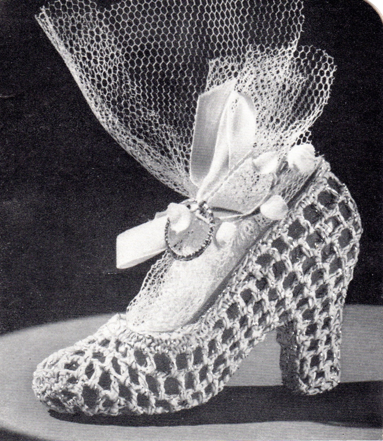 Shoe Favor Pattern Crochet Wedding by VintagePatternPalace