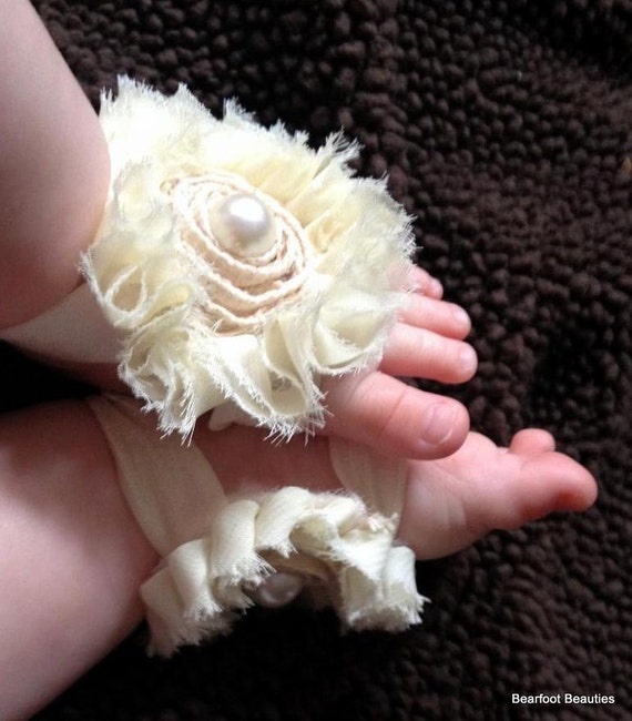 Baby Barefoot Sandals with Pearl by SmizziesBowtique on Etsy