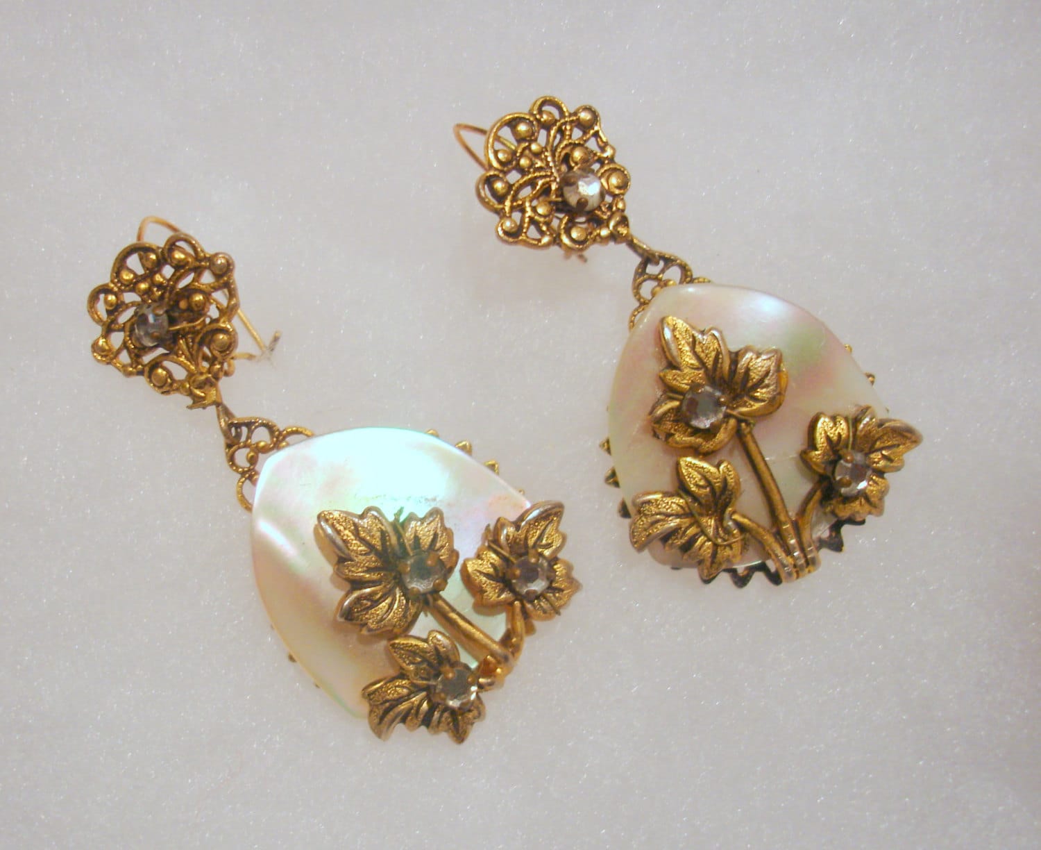 Vintage Wedding Earrings 1950's Mother of Pearl Earrings