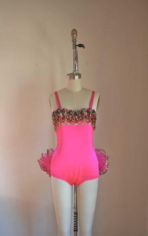 30 off // ships fast...vintage dance costume SHOW GIRL