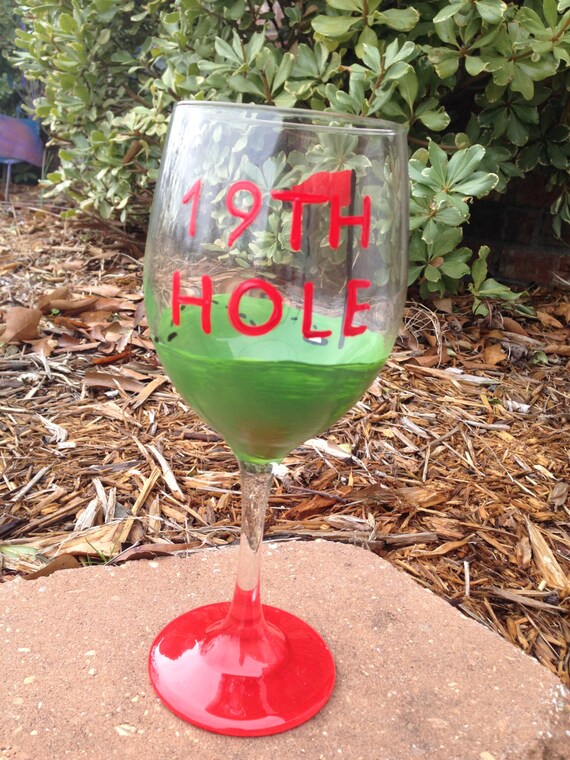 19th hole golf wine glass golf lover wine glass