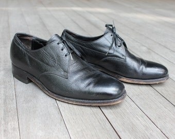 vintage 60's - 70's Men's Florsheim Plain Toe Derby shoes. Natural grained Jet Black - 'NicE' Size 8 1/2 E