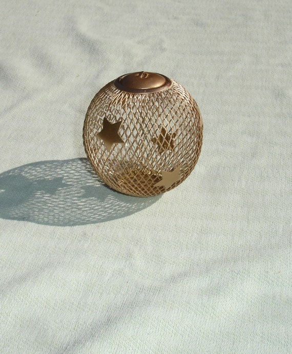 Vintage Gold Wire Apple Shaped Potpourri Holder Decorative