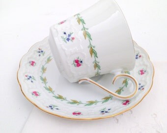 Mid Century Franconia K & A Krautheim Selb Bavaria Germany Bone China Musette Pattern Tea Cup and Saucer Cottage Tea Party Shabby Chic