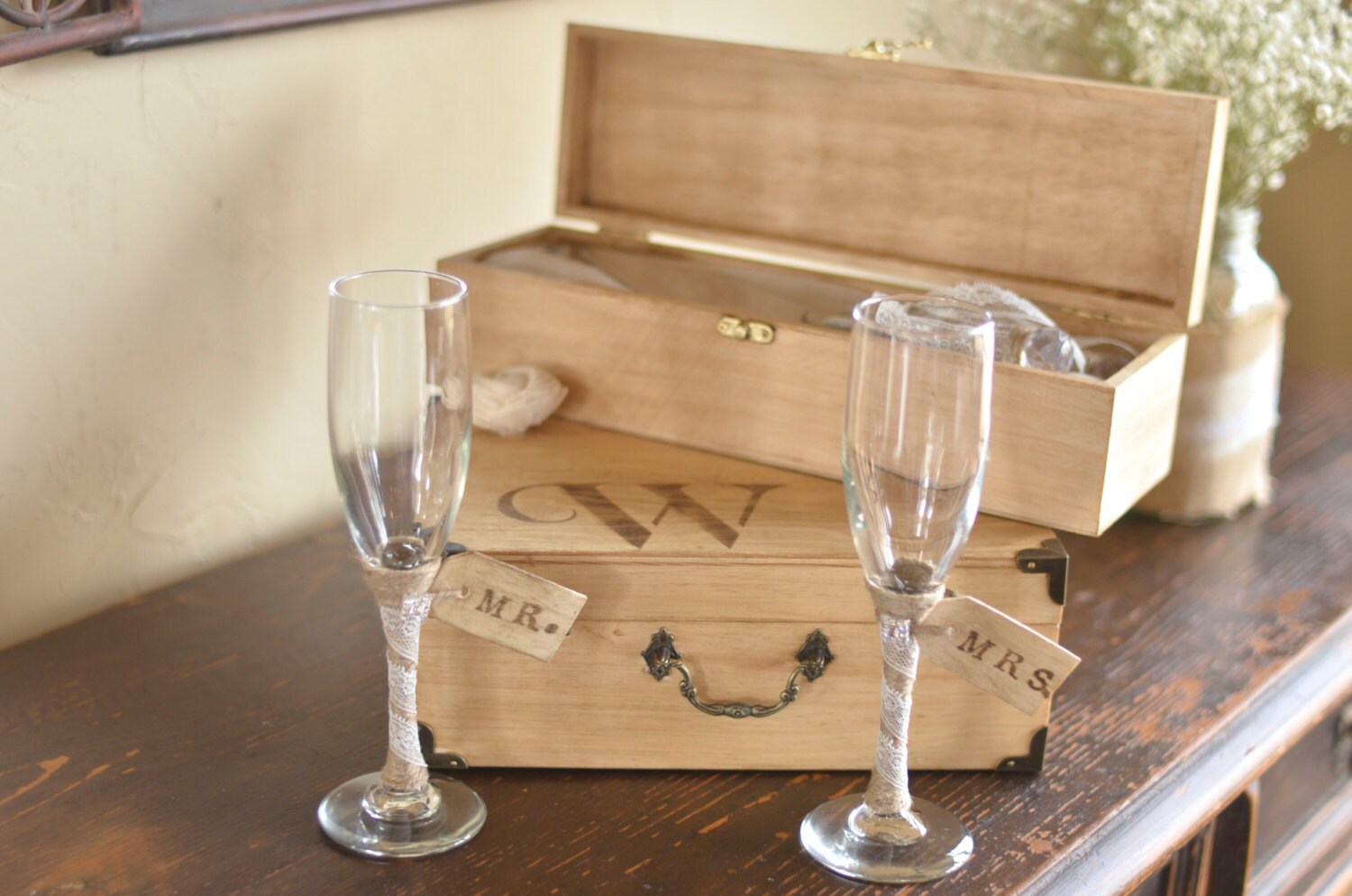 Wedding Cake Knife Set and Toasting Glasses by Burlap and