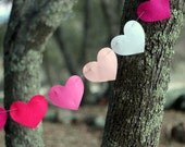 Heart Garland Pink and White Felt Il_170x135