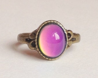 Mood Ring - 10x8 mm - Antique Brass - Size 6.25
