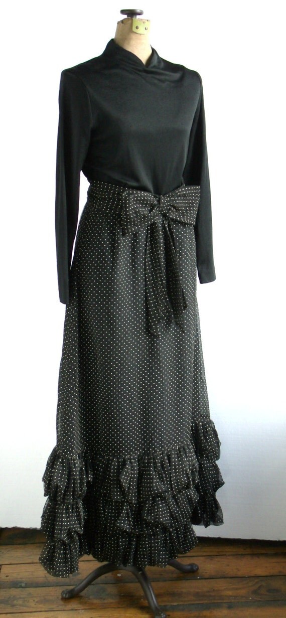 vintage hostess gown